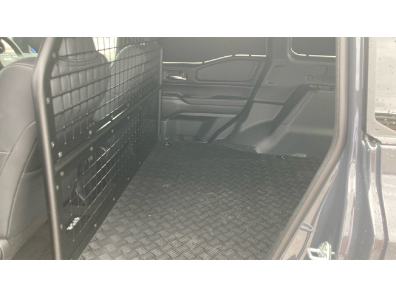 Toyota Land Cruiser Diesel 2.8D 205 Commercial Auto